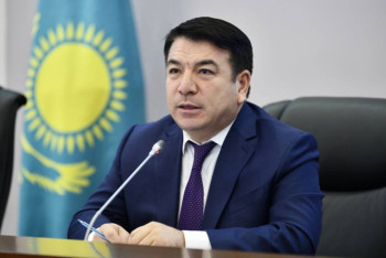 Фотография к новости: Министр БҚО-дағы апатты мектептер мәселесі қалай шешілетінін айтты