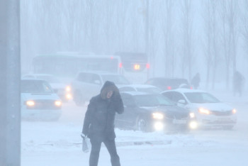 12 облыстың республикалық жолдарында шектеу қойылды