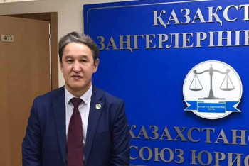 Фотография к новости: "Өркендеген елдердің тәжірибесіне таядық па?" - Заңгер еліміздегі сайлау науқаны туралы айтты