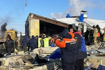 Фотография к новости: Қостанайдағы жарылыс: қираған үйінді астынан үш адамның денесі табылды