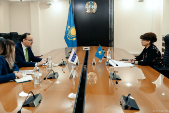 Фотография к новости: Балаева Астанадағы ЕҚЫҰ бағдарламалар кеңсесінің басшысымен кездесті