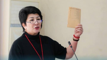 Фотография к новости: Ілияс Жансүгіровтің төте жазумен жазылған жинағы табылды