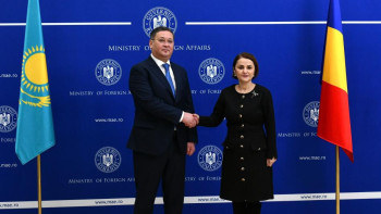 Фотография к новости: Қазақстан СІМ басшысы Румынияға алғашқы ресми сапармен барды