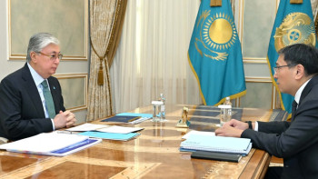 Фотография к новости: Алматы қаласының әкімі Ерболат Досаев  Президентке есеп берді