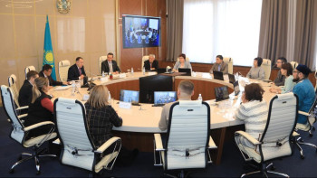 Фотография к новости: Қазақстандағы бірыңғай уақыт белдеуі: Ғалымдардың жұмыс тобы ШҚО қоғам белсенділерімен кездесті