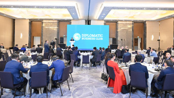 Фотография к новости: Сенат төрағасы дипломатиялық бизнес клубтың мүшелерімен кездесті