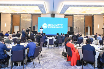 Фотография к новости: Сенат төрағасы дипломатиялық бизнес клубтың мүшелерімен кездесті
