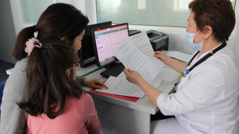 Фотография к новости: Астанада 3 мыңға жуық адам қызылшадан емделіп жатыр