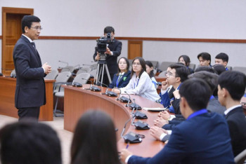 Фотография к новости: Мерейтой болса, классик болып кеткен ағаларымыздың кітабы шығады - Аймағамбетов