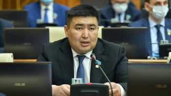 Фотография к новости: "Далаға ағып жатқан судың есебі жоқ". Депутат суды қайта пайдалануды ұсынды