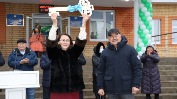 Фотография к новости: Ауыл балалары жаңа мектепке көшті