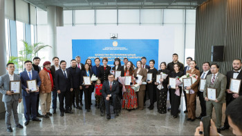 Фотография к новости: Министр «Дарын» сыйлығының маңызын атады