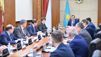 Фотография к новости: Палата отырыстарының күн тәртібі бекітілді