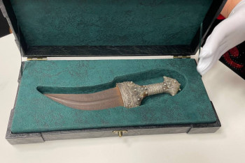 Фотография к новости: Қажымұқан Мұңайтпасұлының қанжары Ұлттық музейге табысталды