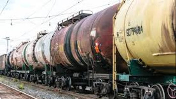 Фотография к новости: Кәсіпкердің тауары бар 11 цистернаны уәкілетті орган заңсыз ұстаған