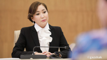 Фотография к новости: “Халық әбден шаршаған”. Қарақат Әбден халықтың мұңын айтты