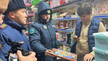 Фотография к новости: Пиротехниканы сату орындары бойынша рейдтер жалғасуда