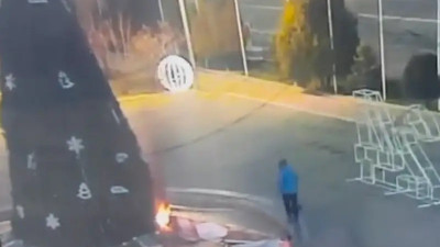 Таразда жаңа жылдық шыршаны өртеген күдікті ұсталды