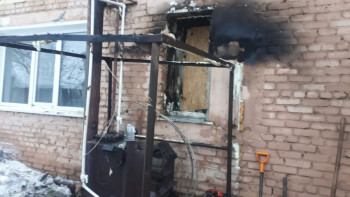 Фотография к новости: Түзеу мекемесінің қызметкері өрттен 6 адамды құтқарды