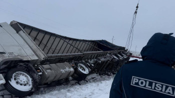 Фотография к новости: Ақмолада Әзірбайжан азаматы жол апатына түсті