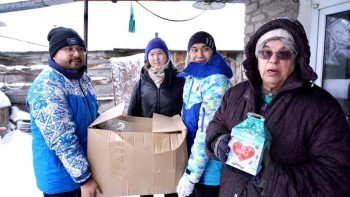 Фотография к новости: Елордалық волонтерлер жалғызбасты жандар мен қарттарға көмектесуде