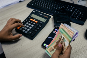 Фотография к новости: Қазақстандықтарға 100 мың теңгеден бастап өтемақы төленетіні рас па