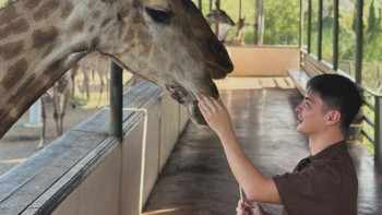 Фотография к новости: "Менің анам сол еді": Анасын іздеп келген қазақ бала ерекше жазба жариялады