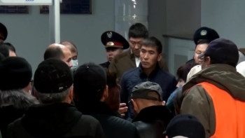 Фотография к новости: Таразда көше тазалаушылар жалақыны көтеруді талап етті