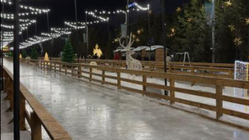 Фотография к новости: Шорт-трекер мен боксшылар желілік мұз айдынын сынап көрді