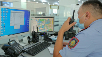 Фотография к новости: "Сіздің пакетіңіз қоймада". Алаяқтықтың жаңа түрі пайда болды