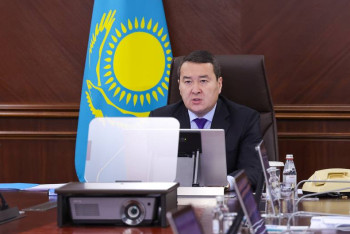 Фотография к новости: "Екпені әдейі салғызбай отырғандар бар". Смайылов ата-аналарға ескерту жасады