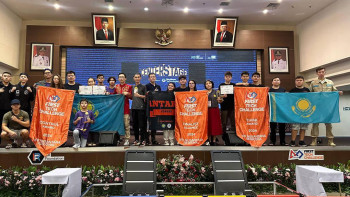 Фотография к новости: Робототехника чемпионаты. Қазақстандықтар Индонезиядан 7 жүлдемен оралды