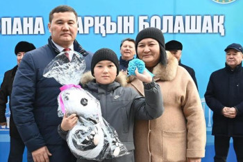 Фотография к новости: Қызылордада 53 отбасыға тұрғын үй кілті табысталды