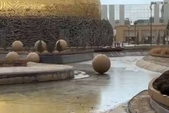 Фотография к новости: Түркістанда желден декоративті шар ұшып кетті