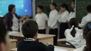 Фотография к новости: Шағын жинақты мектептердің педагогтері білікті қалай арттыруда