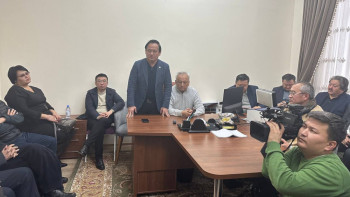 Фотография к новости: Бұрын алаңда айтылатын мәселелер қазір Парламентке көшті - Қазыбек Иса