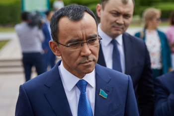 Фотография к новости: Әшімбаев: Егер серіктестеріміз тексеріп жатса, біз де тексеруіміз керек