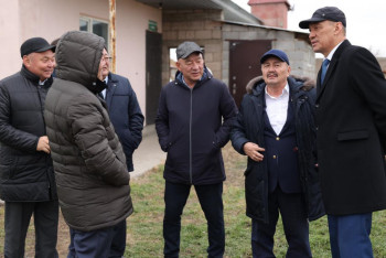 Фотография к новости: Шаруалар депутатқа субсидияға қатысты шағым айтты