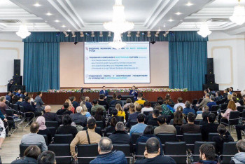 Фотография к новости: Көлік министрлігі жүктерді шетелге тасымалдау үшін рұқсат қағазын берудің жаңа тетігін енгізбек