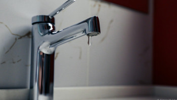 Фотография к новости: Қар көшкіні салдарынан Риддер тұрғындары сусыз қалды