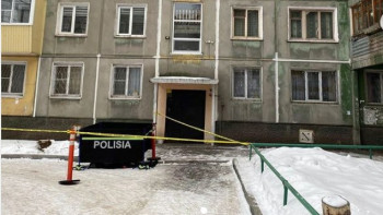 Фотография к новости: Өскеменде үйдің кіреберісінде ер адамды атып кетті