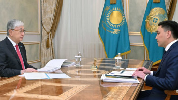 Фотография к новости: Тоқаевқа Шымкенттің  әлеуметтік-экономикалық дамуы жөнінде есеп берілді