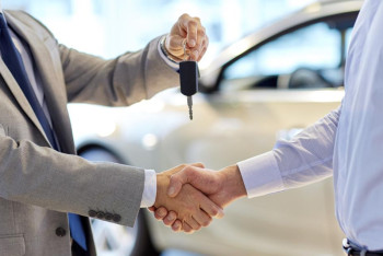 Фотография к новости: Ақтөбе облысында «Аuto Seller» қаржы пирамидасын ұйымдастырушылар сотталды