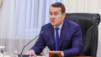 Фотография к новости: Дүниежүзілік банкпен серіктестікті әрі қарай нығайтамыз - Смайылов