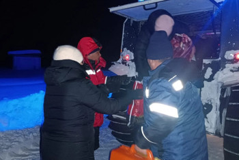 Фотография к новости: ШҚО құтқарушылары жүкті әйелді ауруханаға жеткізді