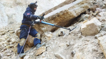 Фотография к новости: Жағдай қиын: ТЖМ Майқайыңдағы іздестіру жұмыстары қалай жүргізіліп жатқанын айтты