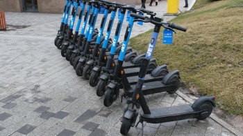 Фотография к новости: Алматыда кикшерингтік электр скутерлермен жүретіндер көбейген