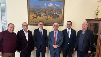 Фотография к новости: Ереванда қазіргі Қазақстанның даму мәселелері талқыланды