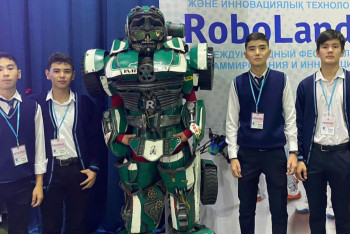 Фотография к новости: Түркістандық оқушы жасанды интеллект қосымшасын жасады