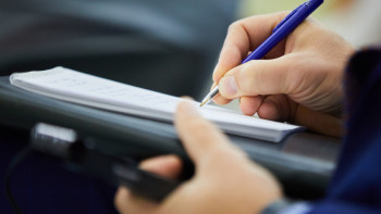 Фотография к новости: Заң қай тілде жазылып жүр? - Әділет министрлігі жауап берді